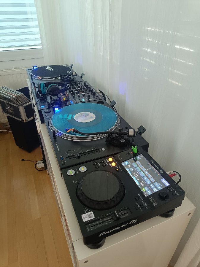 DJ Johntron
